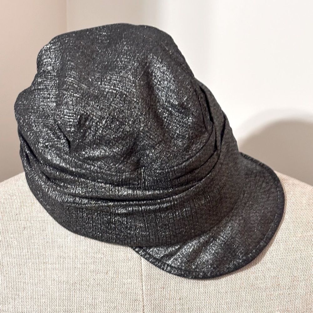 UBI Women’s Vintage Silver Metallic Black Newsboy Hat Merla Glitter Turban